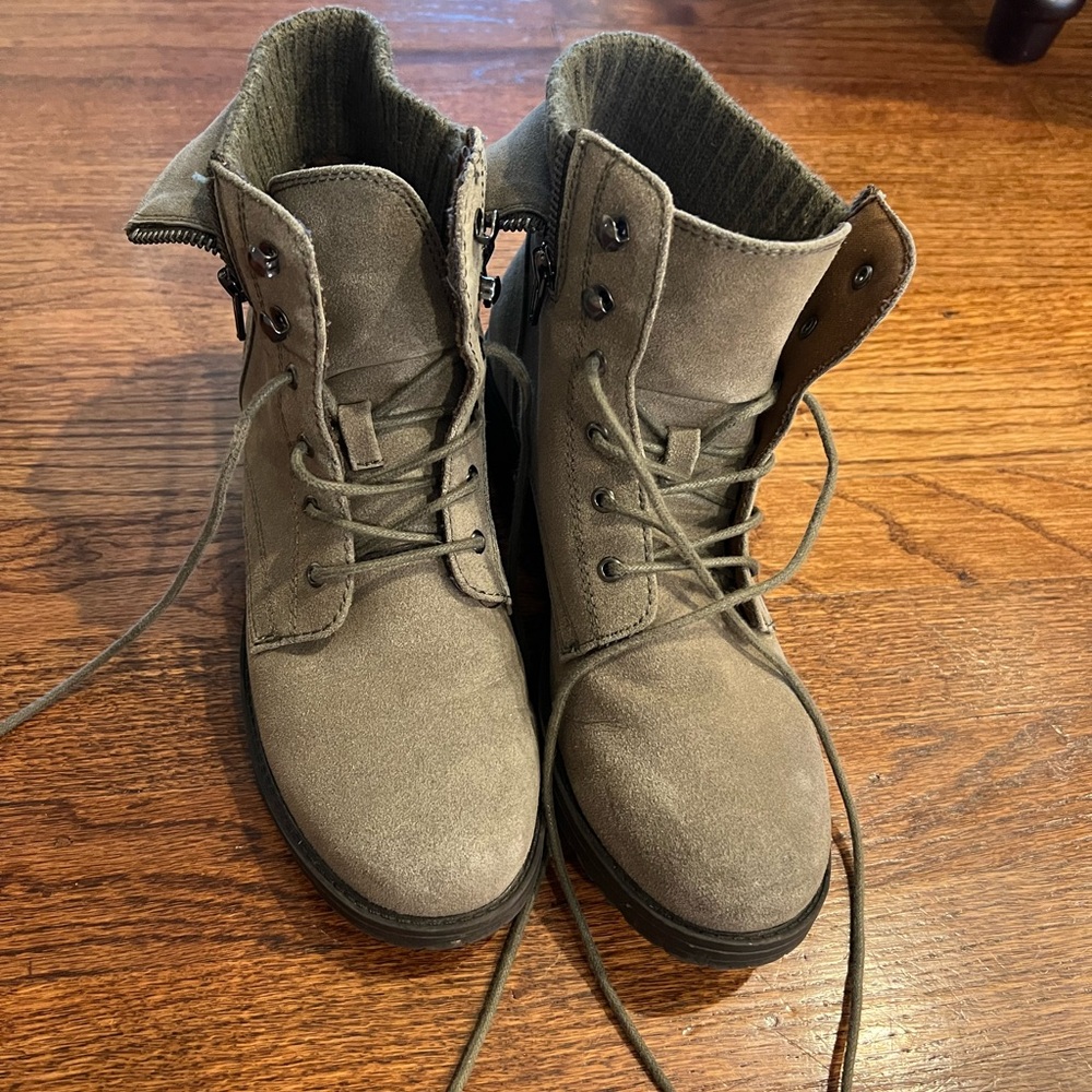 Green Boots